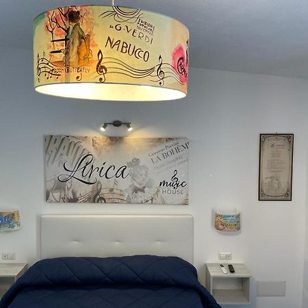 Bed and breakfast Music House Palinuro Extérieur photo